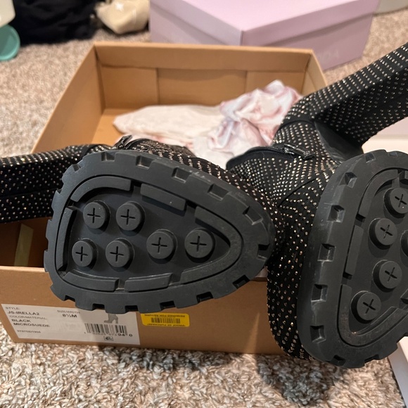 Jessica Simpson black Suede Rhinestone boots - Picture 5 of 9